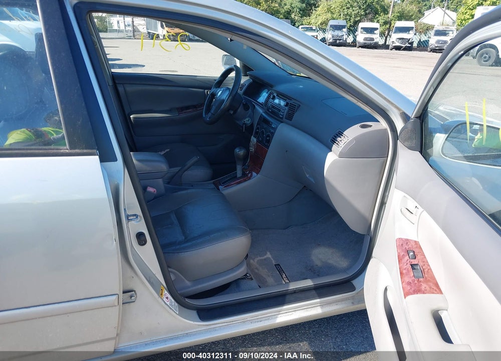 2004 TOYOTA COROLLA LE VIN: 2T1BR38E24C198737