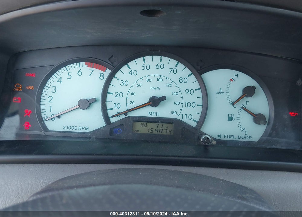 2004 TOYOTA COROLLA LE VIN: 2T1BR38E24C198737