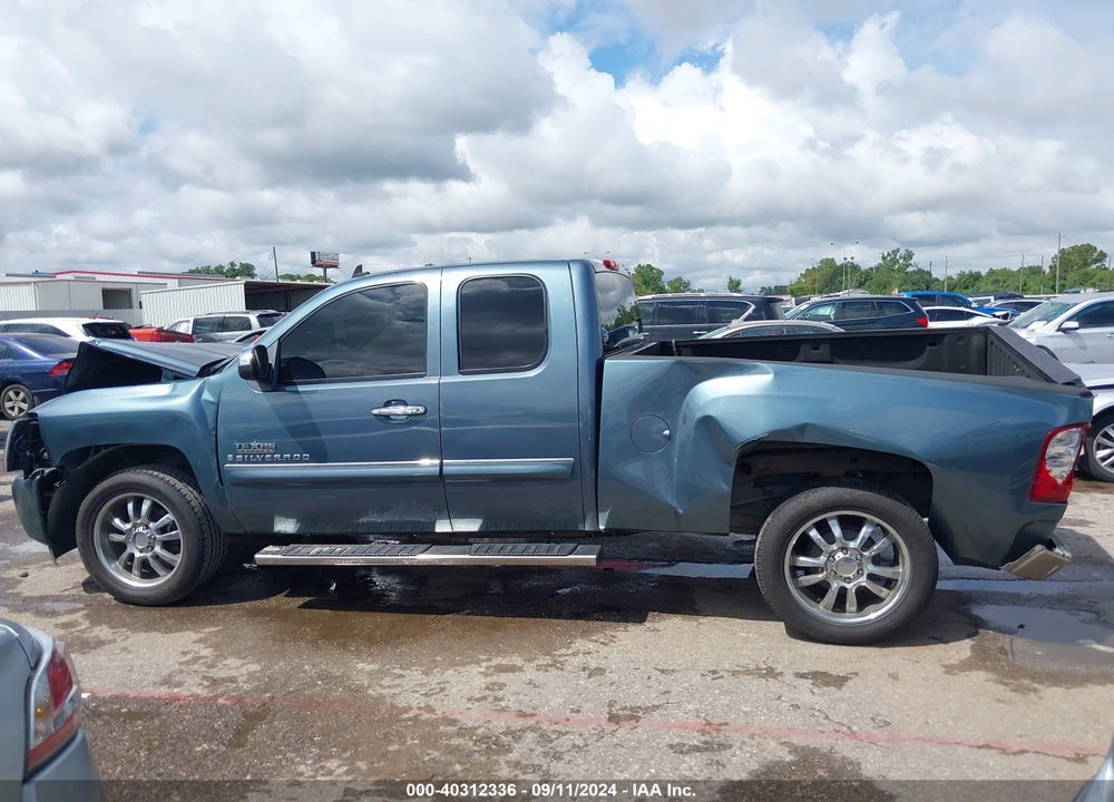 2009 CHEVROLET SILVERADO 1500 LT VIN: 1GCEC29J79Z173432