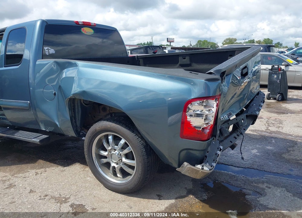 2009 CHEVROLET SILVERADO 1500 LT VIN: 1GCEC29J79Z173432