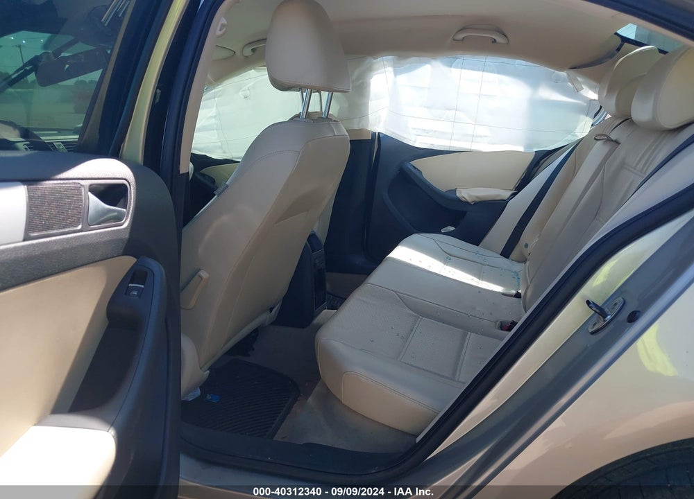 2013 VOLKSWAGEN JETTA 2.5L SE VIN: 3VWDX7AJ1DM243149