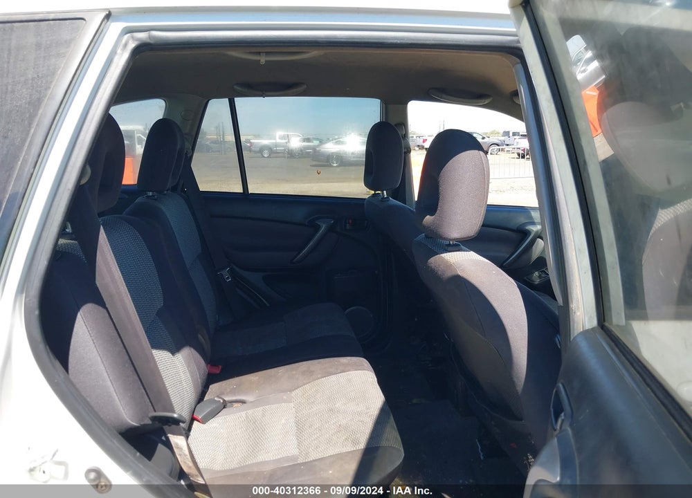 2004 TOYOTA RAV4 VIN: JTEHD20V540004237