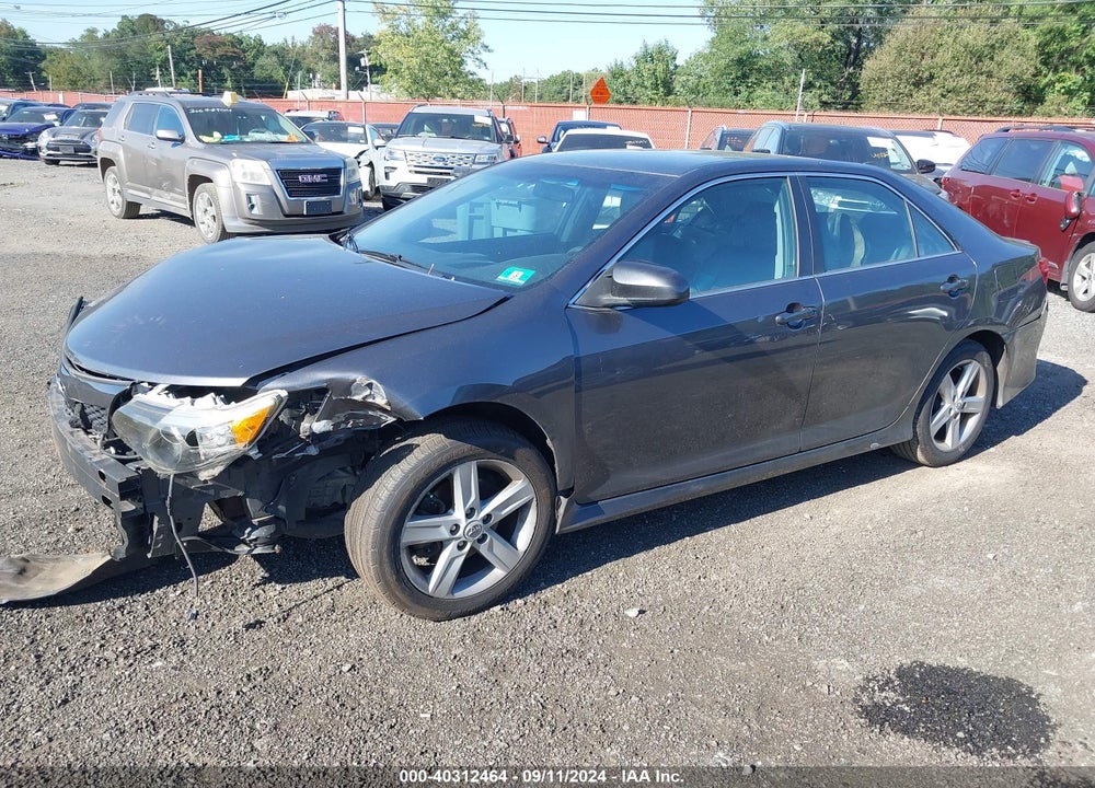 2012 TOYOTA CAMRY SE VIN: 4T1BF1FK2CU075538