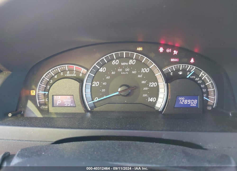 2012 TOYOTA CAMRY SE VIN: 4T1BF1FK2CU075538