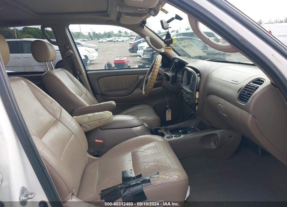 2002 TOYOTA SEQUOIA LIMITED V8 VIN: 5TDZT38A72S070690