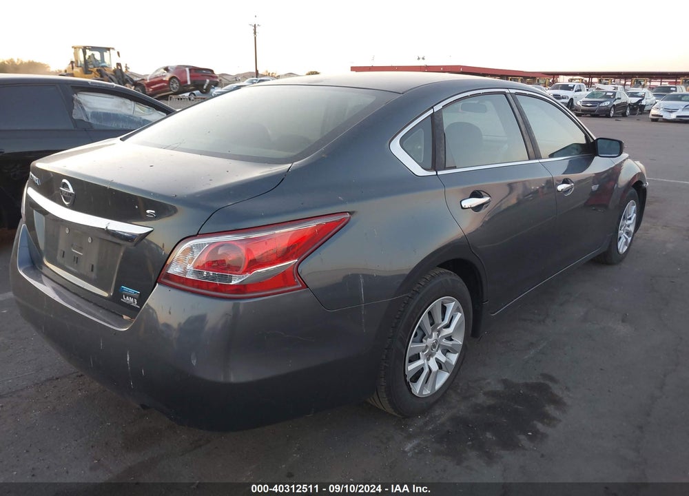 2013 NISSAN ALTIMA VIN: 1N4AL3AP8DN531535