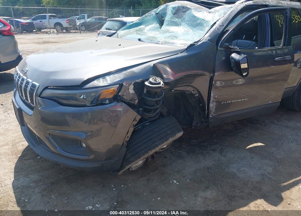 2019 JEEP CHEROKEE LATITUDE PLUS 4X4 VIN: 1C4PJMLBXKD189736