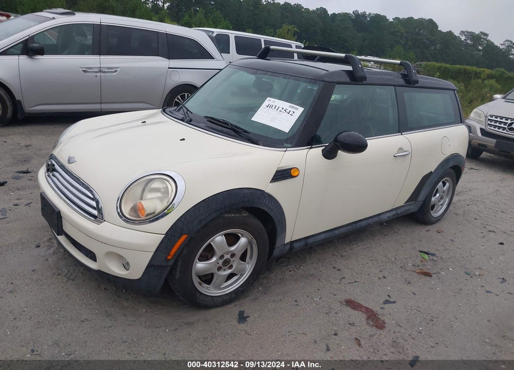 2009 MINI COOPER CLUBMAN VIN: WMWML33579TP98099