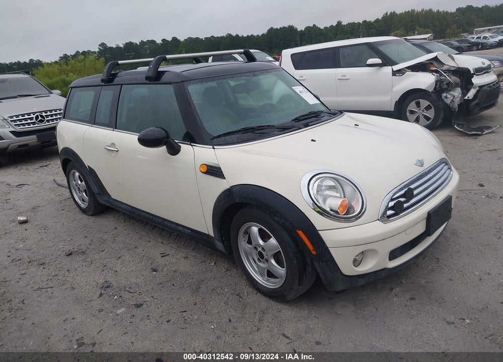 2009 MINI COOPER CLUBMAN VIN: WMWML33579TP98099