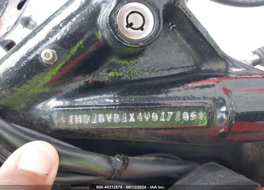 2004 HARLEY-DAVIDSON FXSTI VIN: 1HD1BVB1X4Y017105