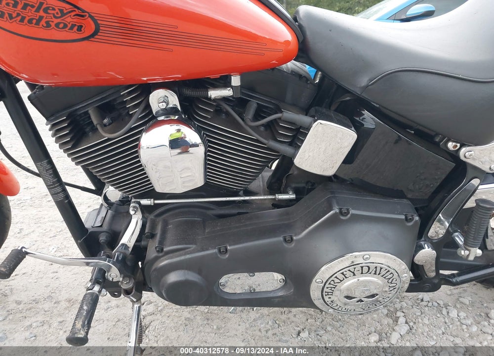 2004 HARLEY-DAVIDSON FXSTI VIN: 1HD1BVB1X4Y017105