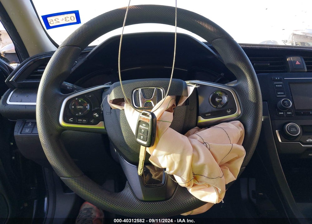 2019 HONDA CIVIC LX VIN: 19XFC2F66KE050369