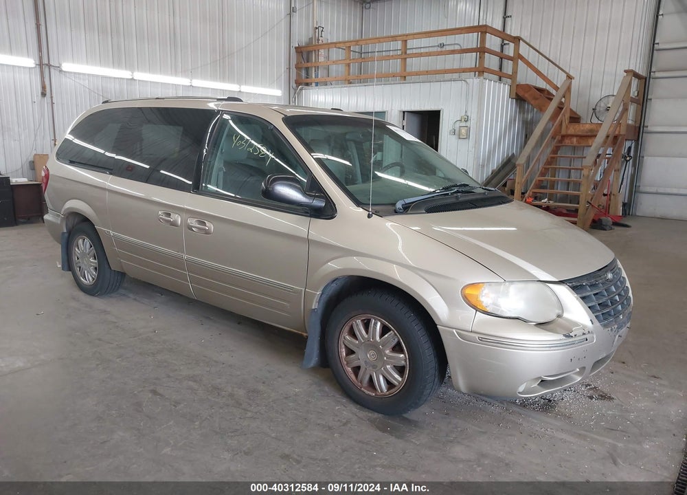 2005 CHRYSLER TOWN & COUNTRY VIN: 2C4GP64L45R177312