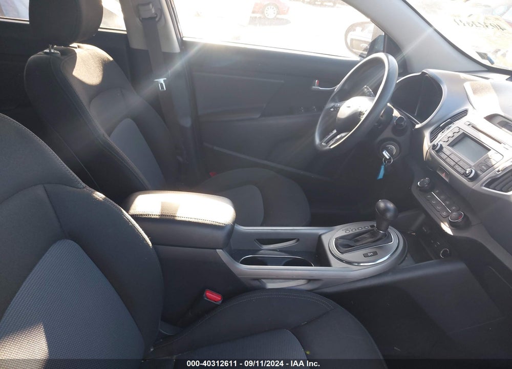 2015 KIA SPORTAGE VIN: KNDPBCAC7F7747825