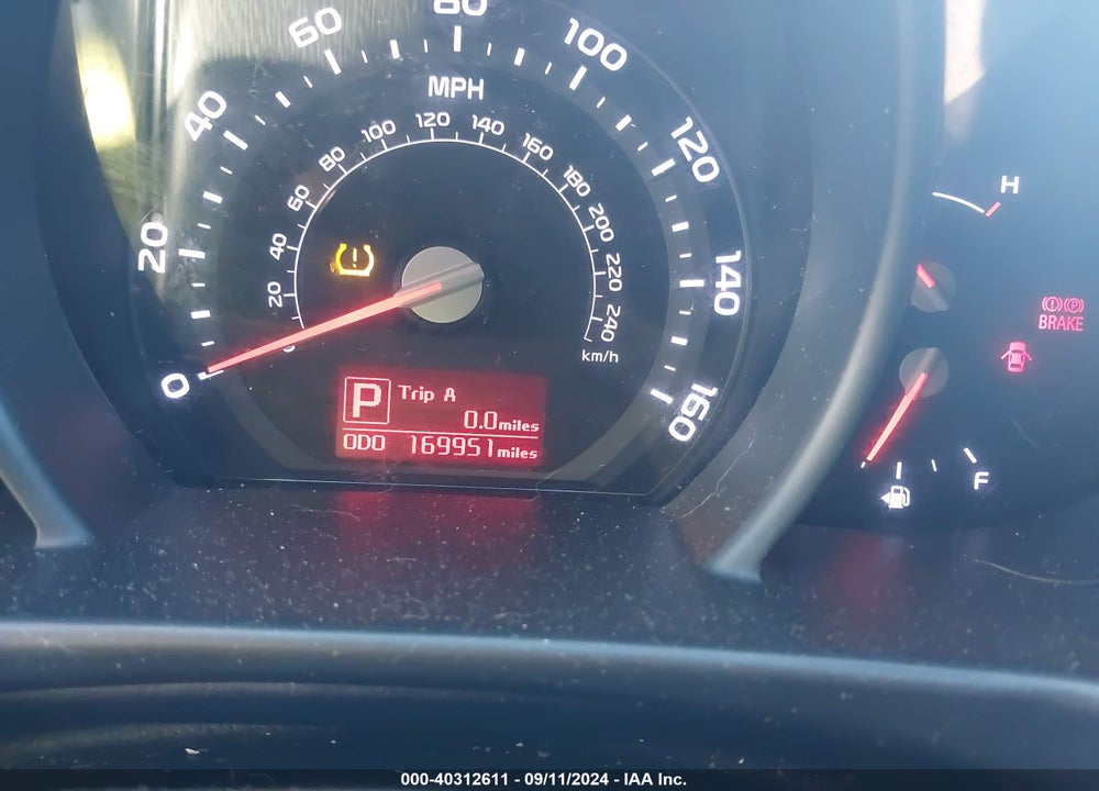 2015 KIA SPORTAGE VIN: KNDPBCAC7F7747825
