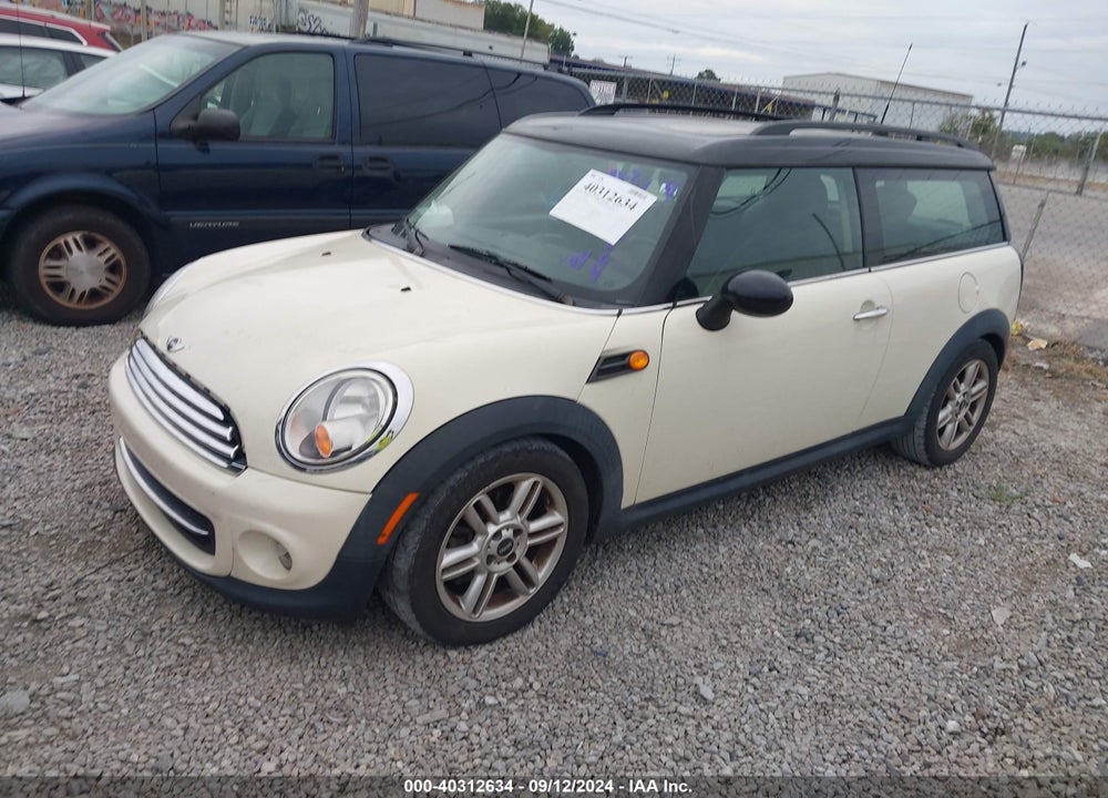 2012 MINI COOPER CLUBMAN VIN: WMWZF3C52CT488964