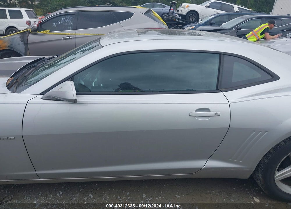2010 CHEVROLET CAMARO VIN: 2G1FB1EV0A9220396