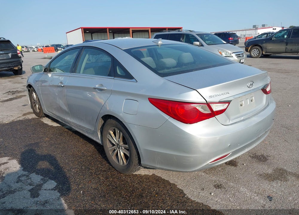 2013 HYUNDAI SONATA GLS VIN: 5NPEB4AC0DH533877