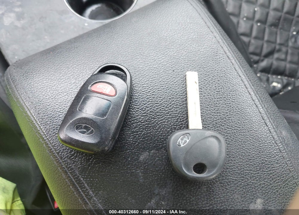 2011 HYUNDAI SONATA GLS VIN: 5NPEB4AC5BH283176