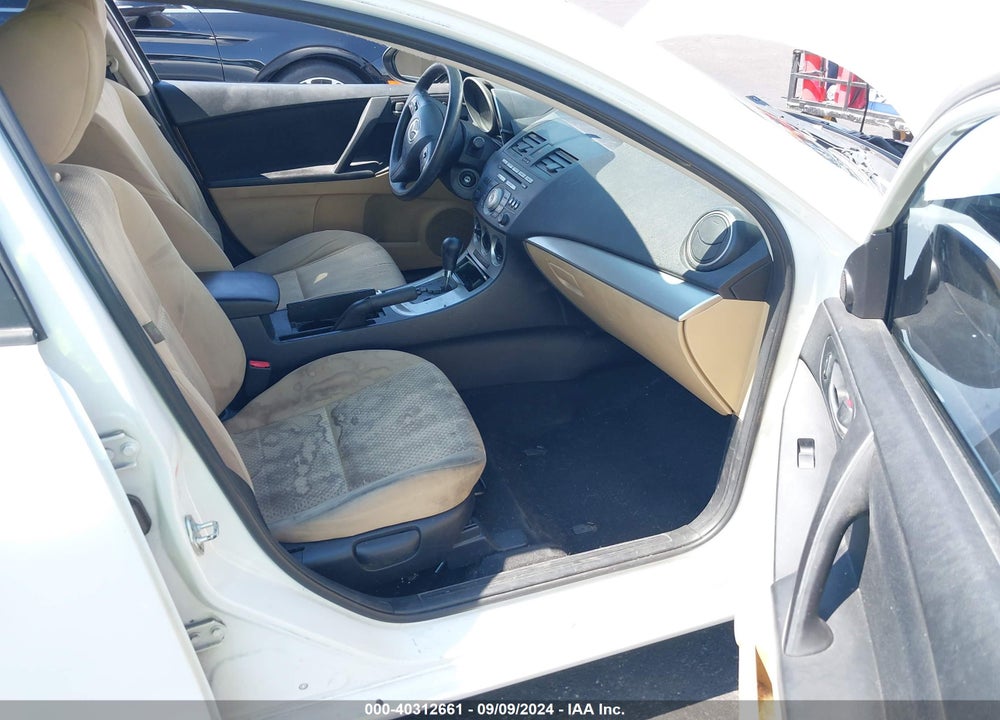 2010 MAZDA MAZDA3 VIN: JM1BL1SF0A1137734