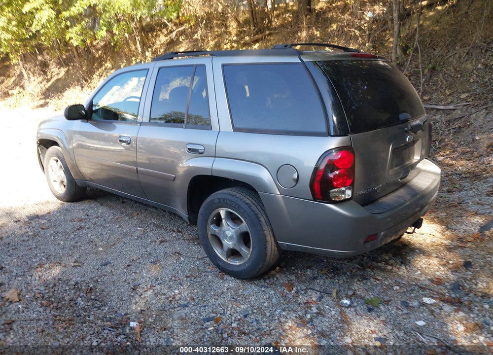 2008 CHEVROLET TRAILBLAZER LT VIN: 1GNDT13S382209087