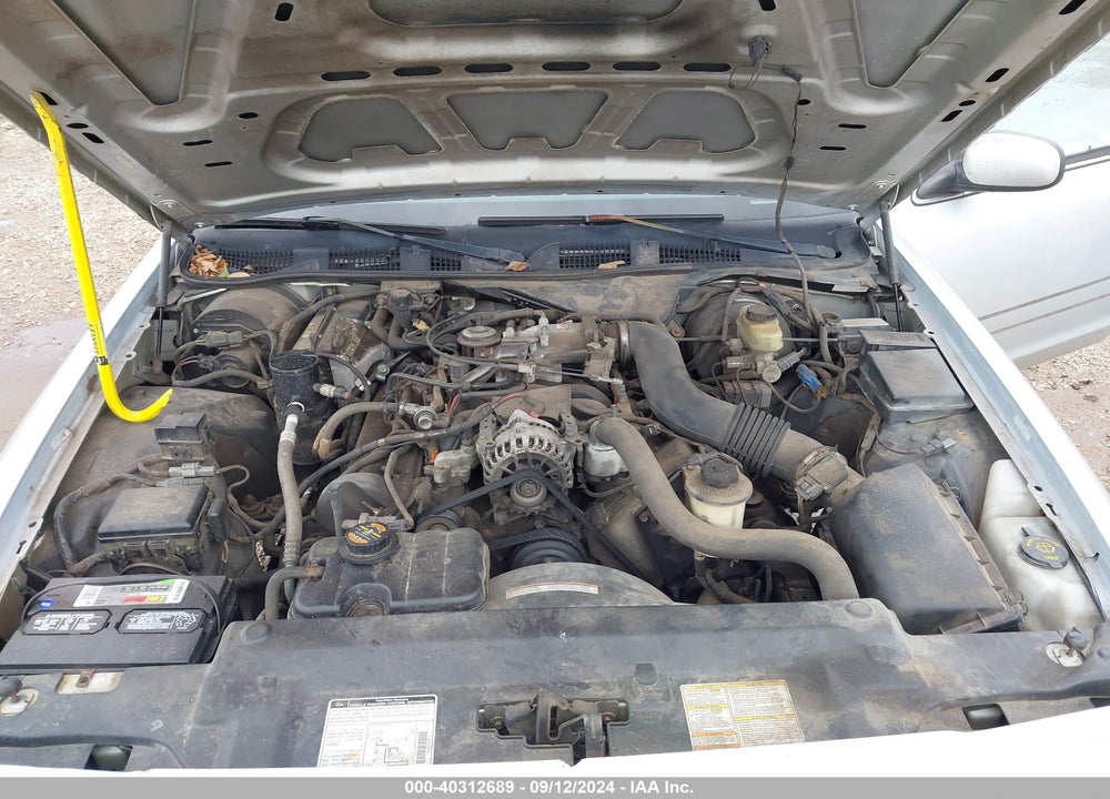 2000 FORD CROWN VICTORIA POLICE INTERCEPTOR VIN: 2FAFP71W0YX115539