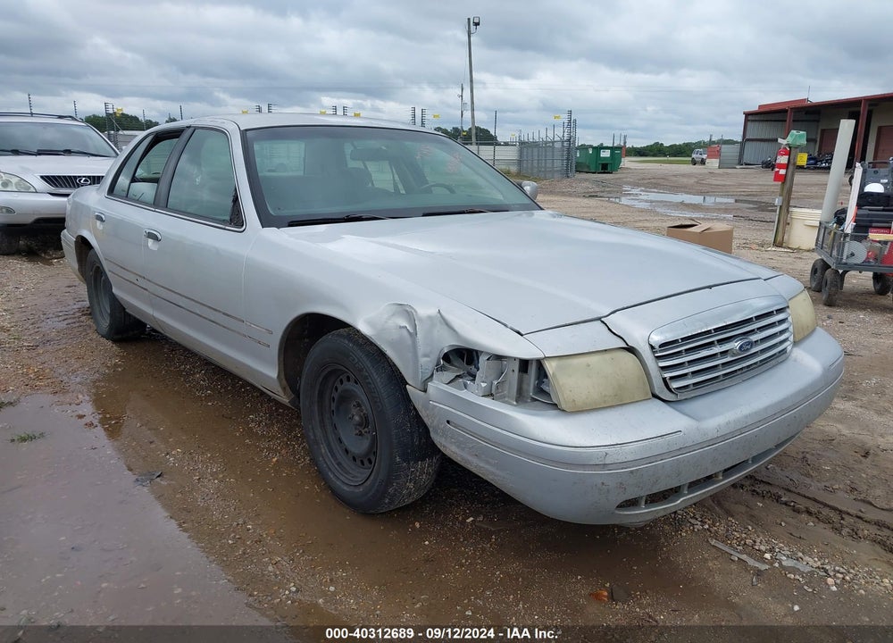 2000 FORD CROWN VICTORIA POLICE INTERCEPTOR VIN: 2FAFP71W0YX115539