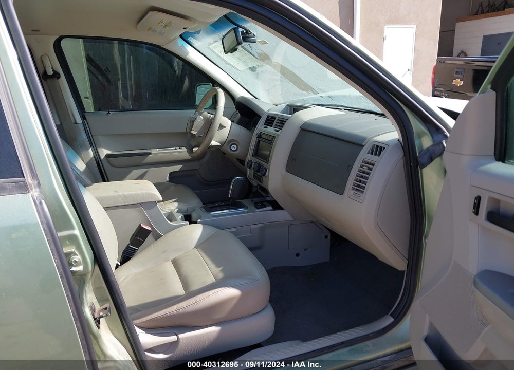 2008 FORD ESCAPE HYBRID VIN: 1FMCU49H38KB03135