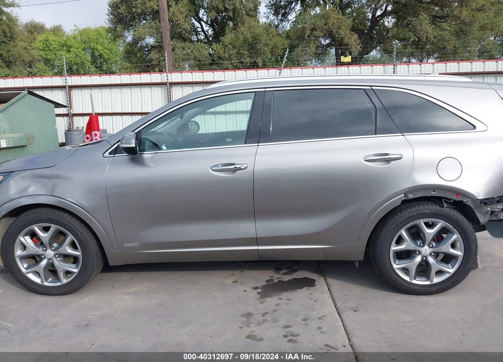 2017 KIA SORENTO 3.3L SX VIN: 5XYPKDA52HG338063