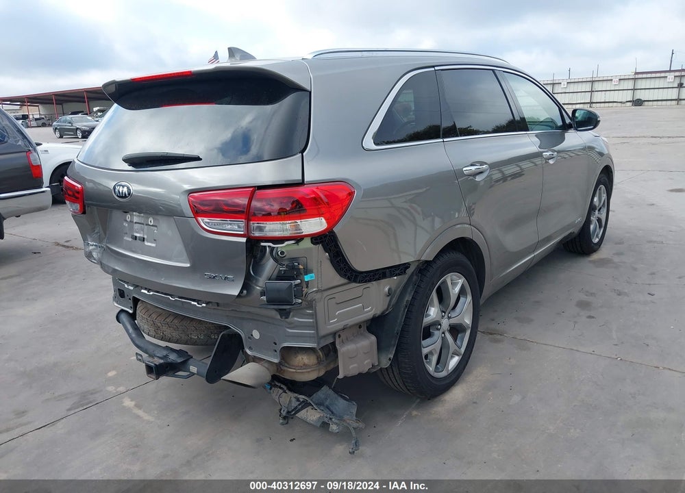 2017 KIA SORENTO 3.3L SX VIN: 5XYPKDA52HG338063