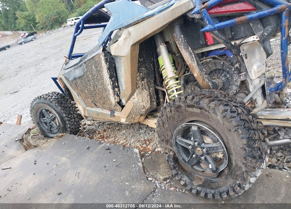 2022 POLARIS RZR TURBO R PREMIUM VIN: 3NSGAV924NG380412