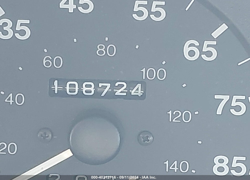 2000 CHEVROLET METRO LSI VIN: 2C1MR5224Y6717875