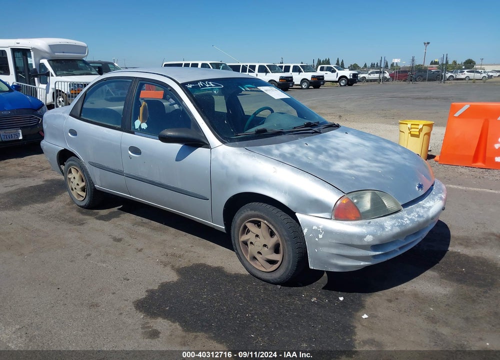 2000 CHEVROLET METRO LSI VIN: 2C1MR5224Y6717875