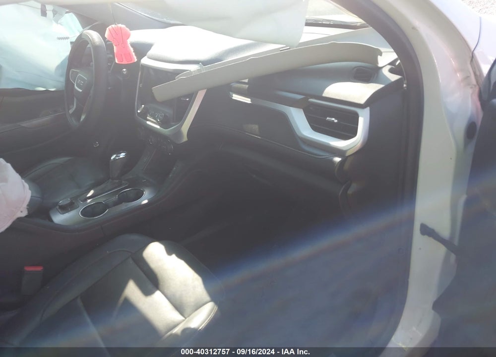 2019 GMC ACADIA SLT-1 VIN: 1GKKNULS5KZ213947