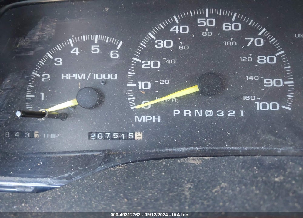 1998 CHEVROLET K1500 FLEETSIDE VIN: 2GCEK19R8W1110587