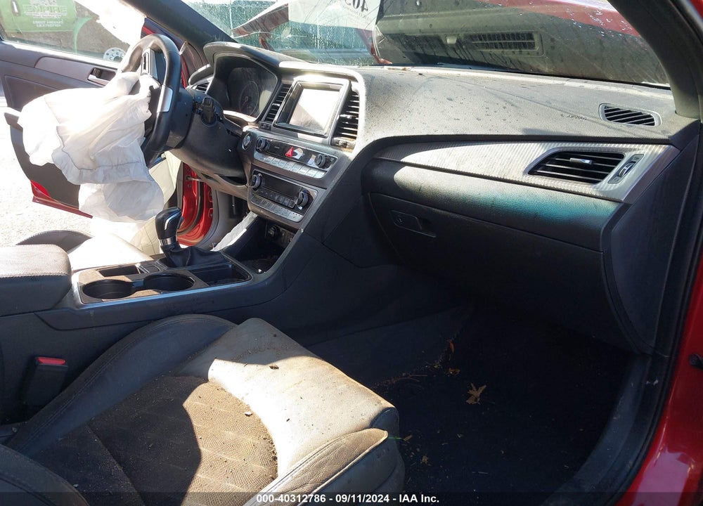 2019 HYUNDAI SONATA SPORT VIN: 5NPE34AF2KH790219
