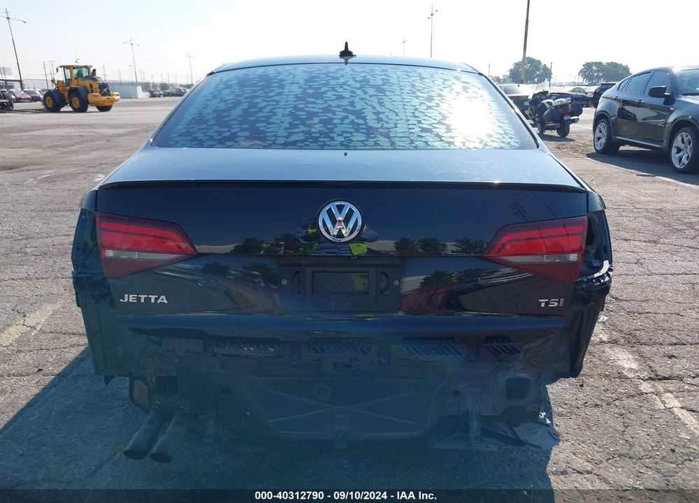 2016 VOLKSWAGEN JETTA 1.8T SPORT VIN: 3VWD17AJ7GM234025