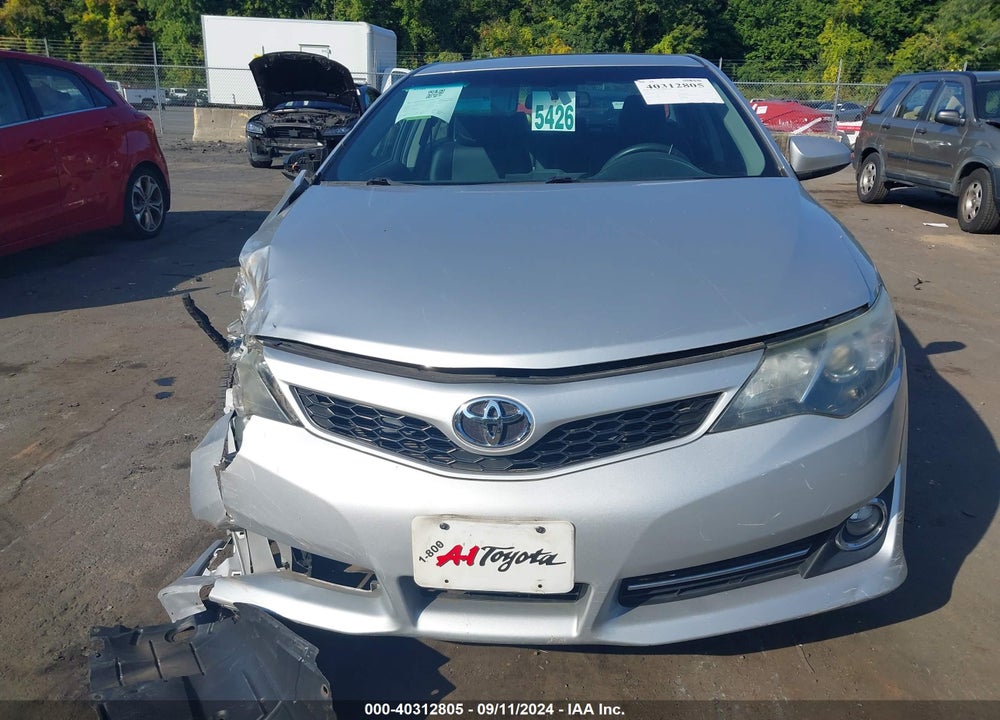 2014 TOYOTA CAMRY SE VIN: 4T1BF1FK3EU824365