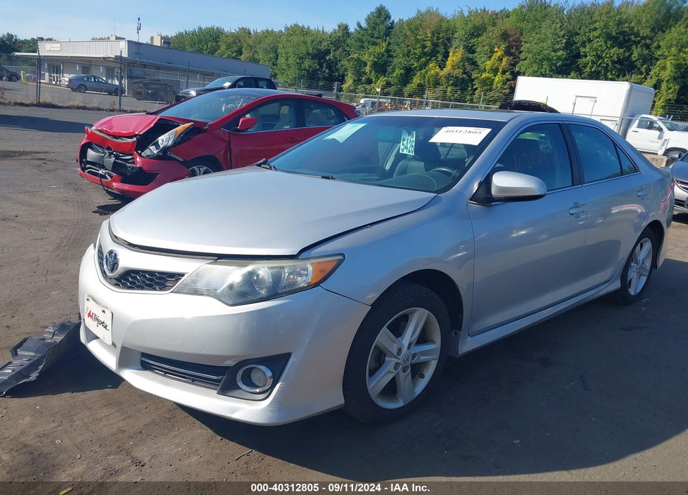 2014 TOYOTA CAMRY SE VIN: 4T1BF1FK3EU824365