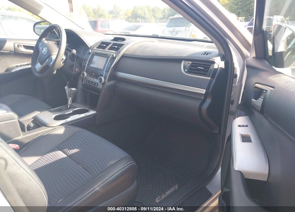 2014 TOYOTA CAMRY SE VIN: 4T1BF1FK3EU824365