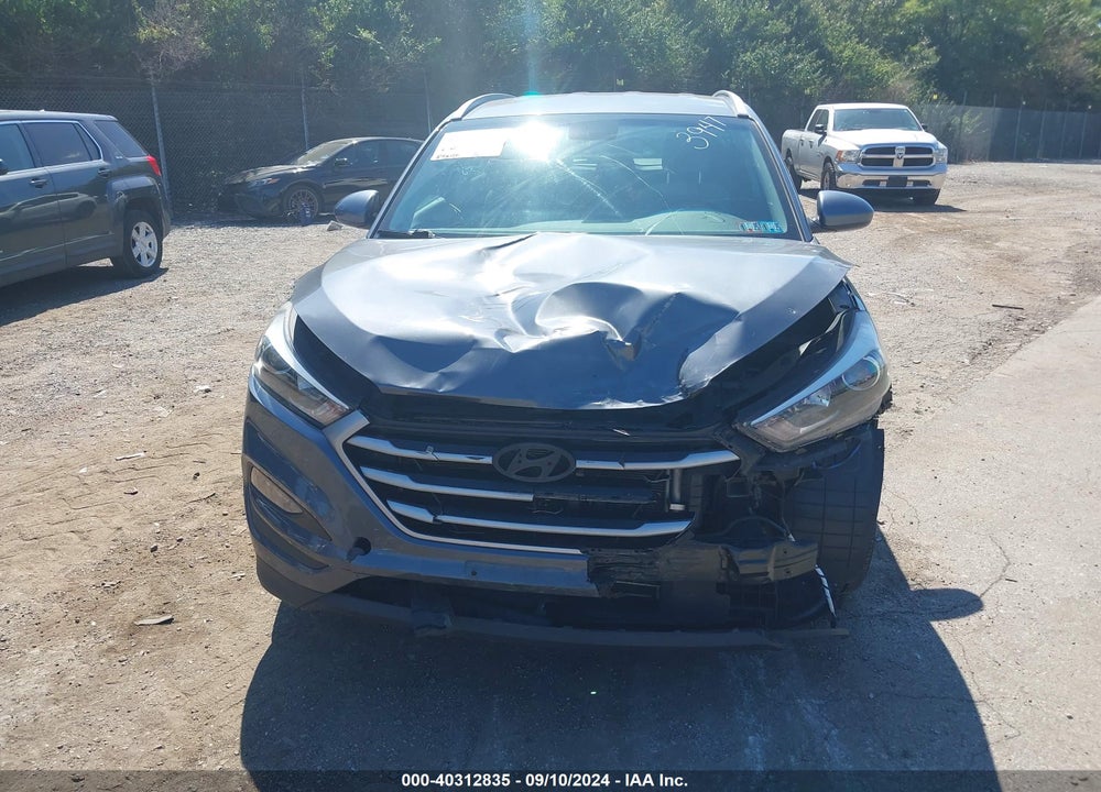 2018 HYUNDAI TUCSON SEL VIN: KM8J3CA49JU653947