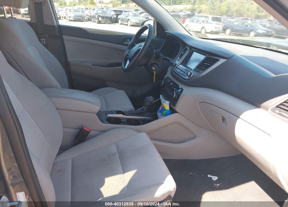 2018 HYUNDAI TUCSON SEL VIN: KM8J3CA49JU653947