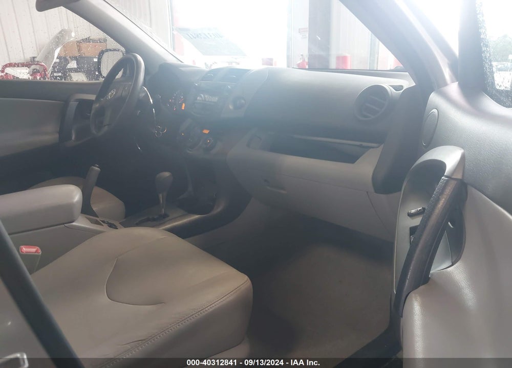 2011 TOYOTA RAV4 BASE (A4) VIN: 2T3KF4DV9BW072947