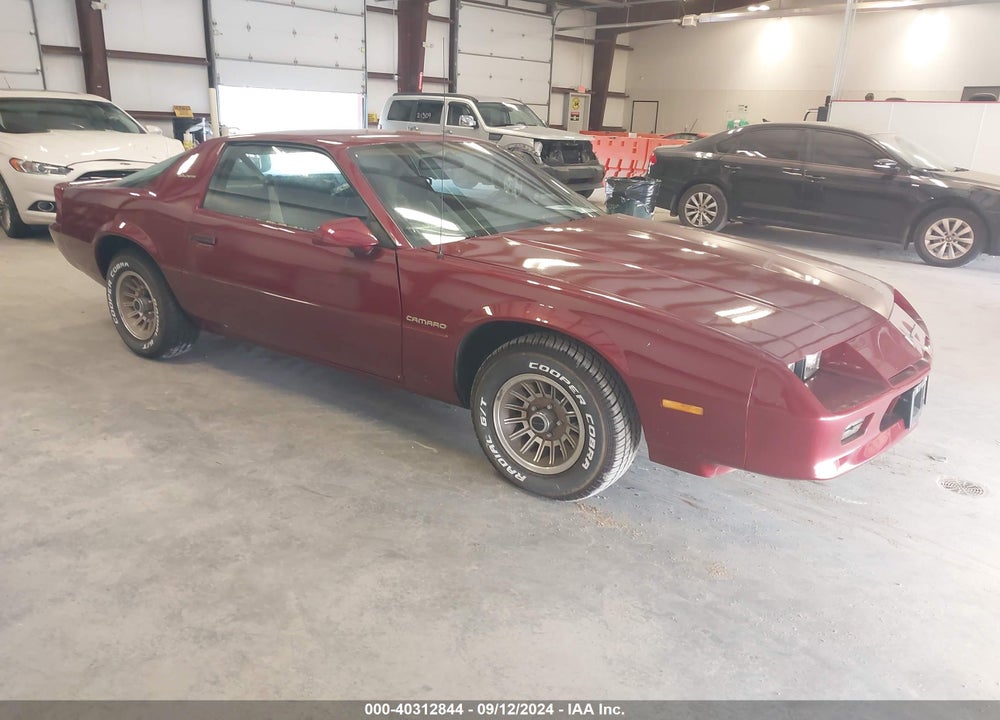 1986 CHEVROLET CAMARO BERLINETTA VIN: 1G1FS87H4GN135809