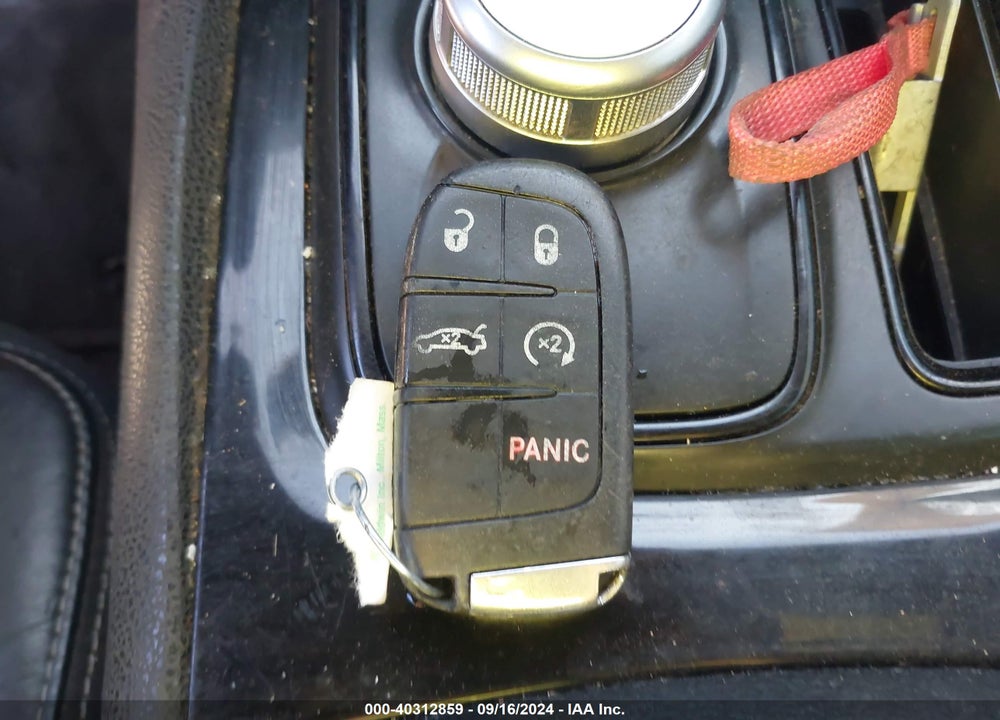 2017 CHRYSLER 300 300S VIN: 2C3CCABG0HH582472