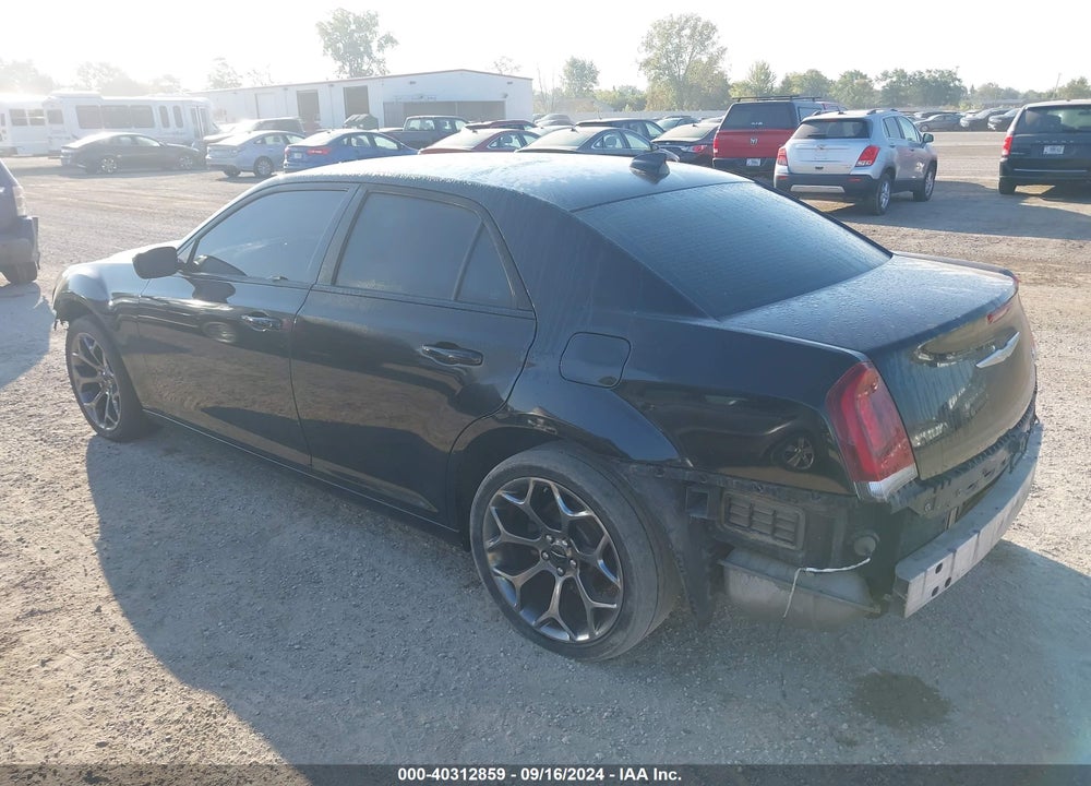 2017 CHRYSLER 300 300S VIN: 2C3CCABG0HH582472