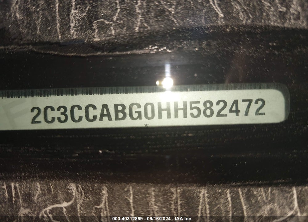 2017 CHRYSLER 300 300S VIN: 2C3CCABG0HH582472