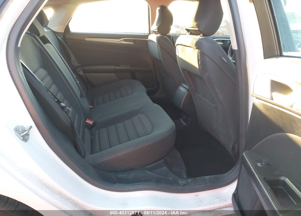 2017 FORD FUSION SE VIN: 3FA6P0H78HR379080