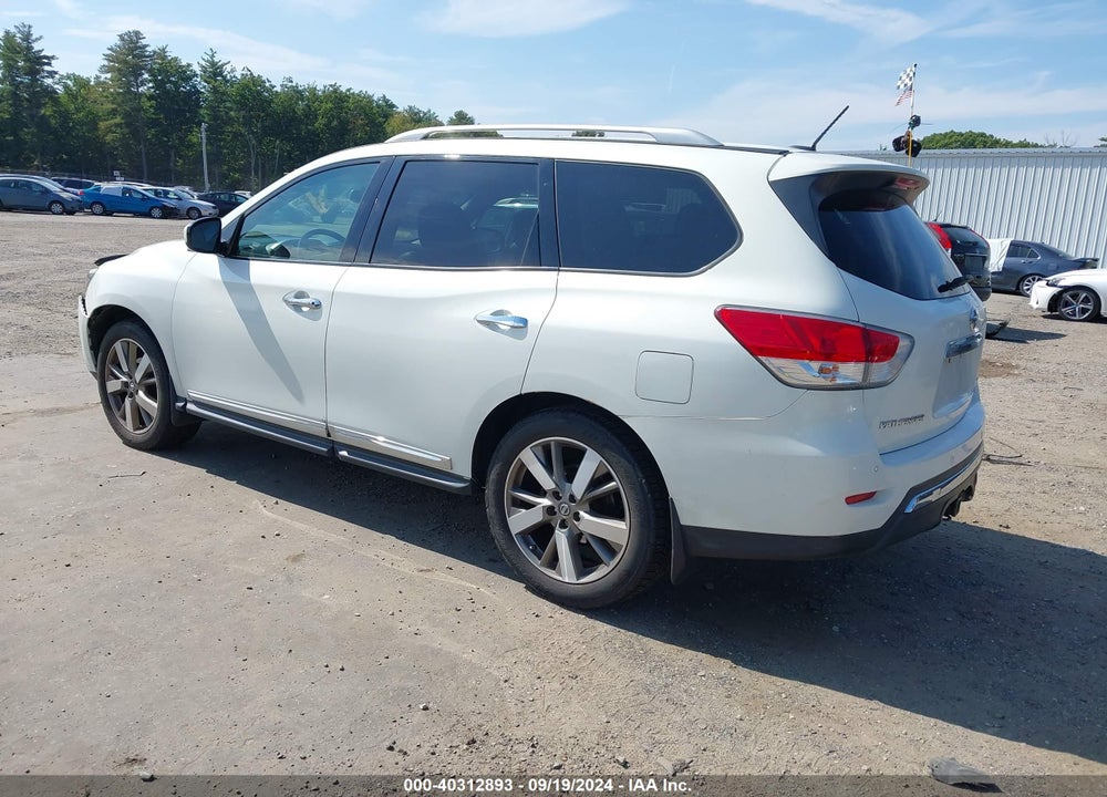 2013 NISSAN PATHFINDER PLATINUM VIN: 5N1AR2MM2DC623137