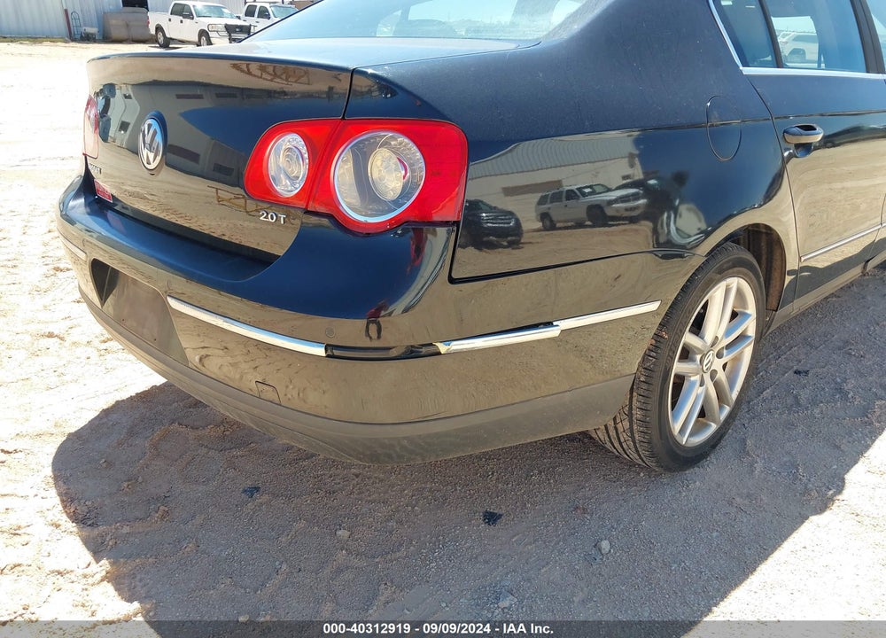 2008 VOLKSWAGEN PASSAT LUX VIN: WVWEK73C18E229140